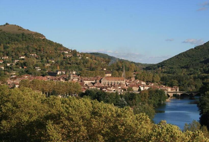 Пансион Domaine De Cadenne