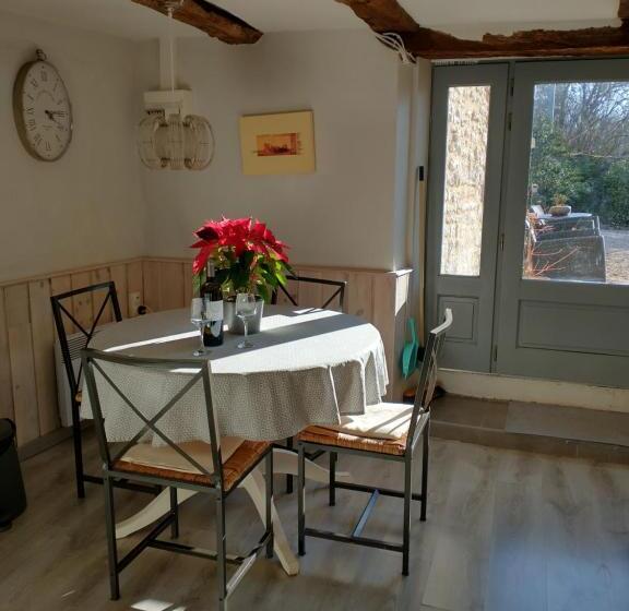 Пансион Domaine De Cadenne