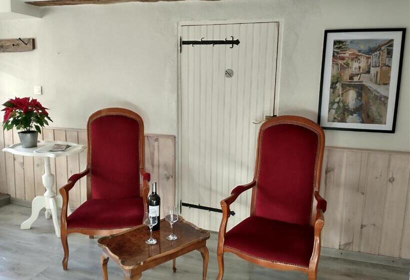 Пансион Domaine De Cadenne