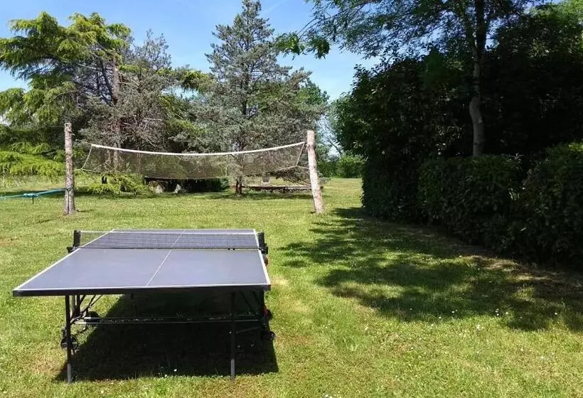 ペンション Domaine De Cadenne