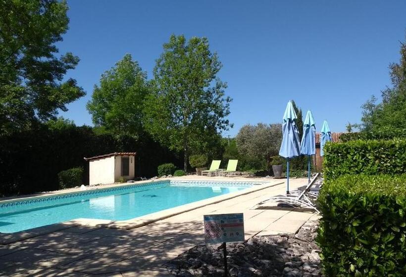 Пансион Domaine De Cadenne