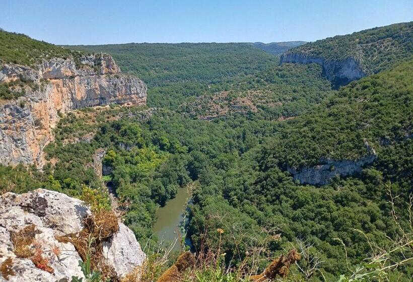 Пансион Domaine De Cadenne