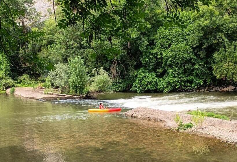 Пансион Domaine De Cadenne