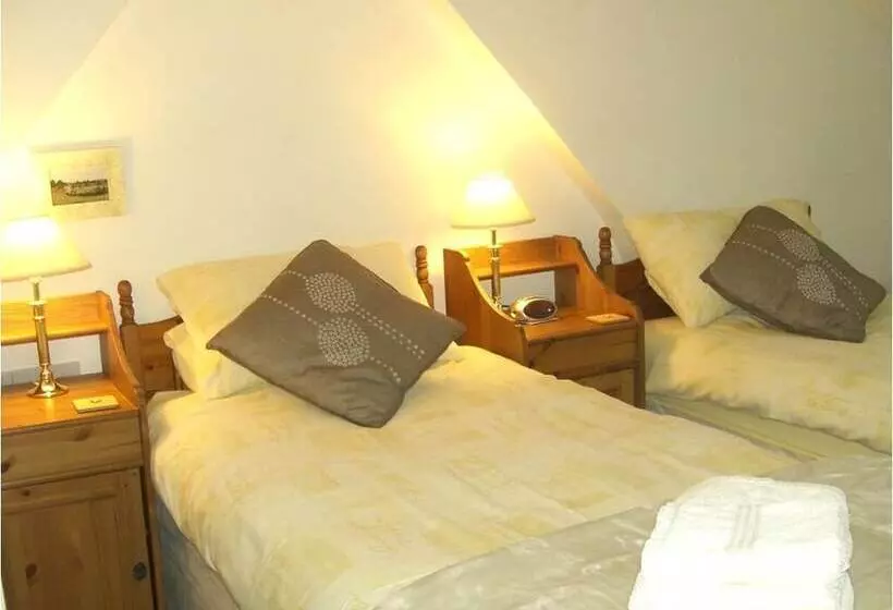 ペンション Montacute Country Tearoooms B&b