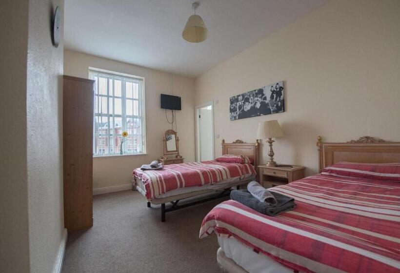 ユースホステル The Rodney