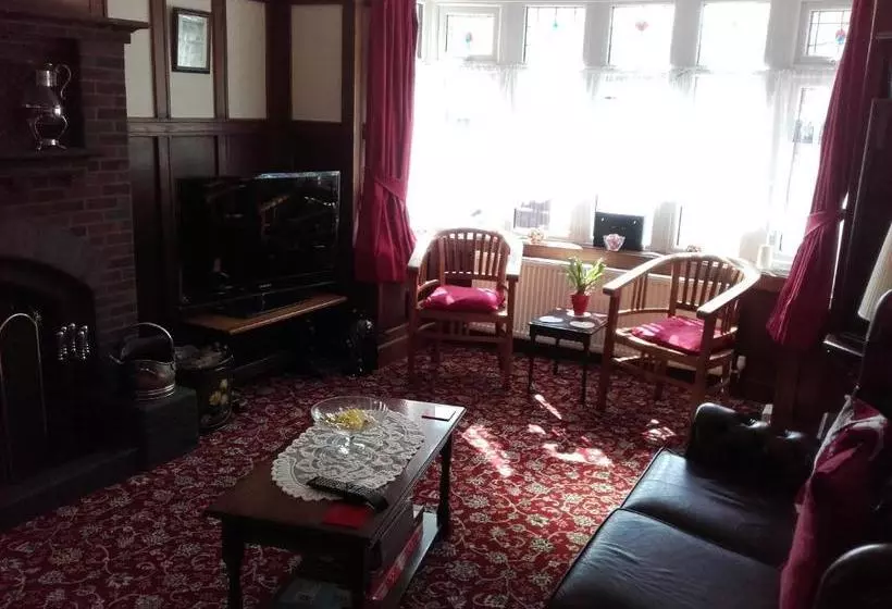 Aamiaismajoitus (B&B) Clumber House