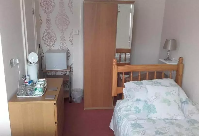 Aamiaismajoitus (B&B) Clumber House