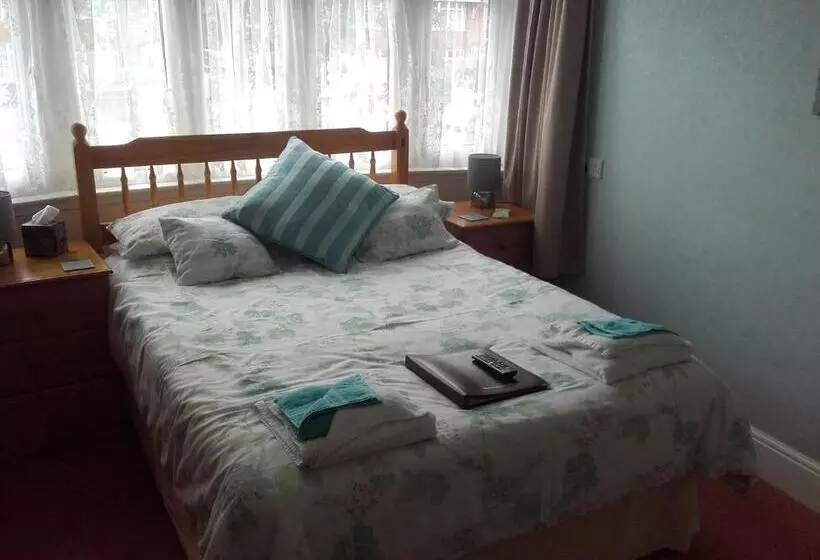 Aamiaismajoitus (B&B) Clumber House