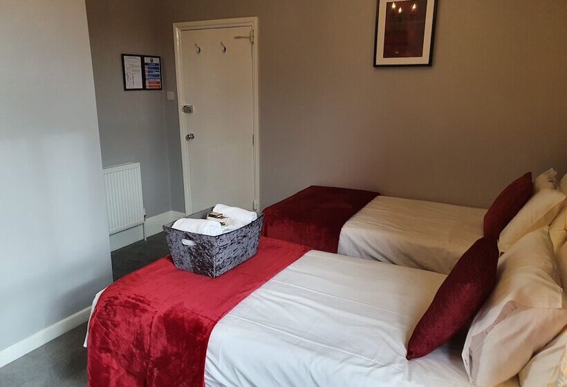 مبيت وإفطار The Braemar Southport