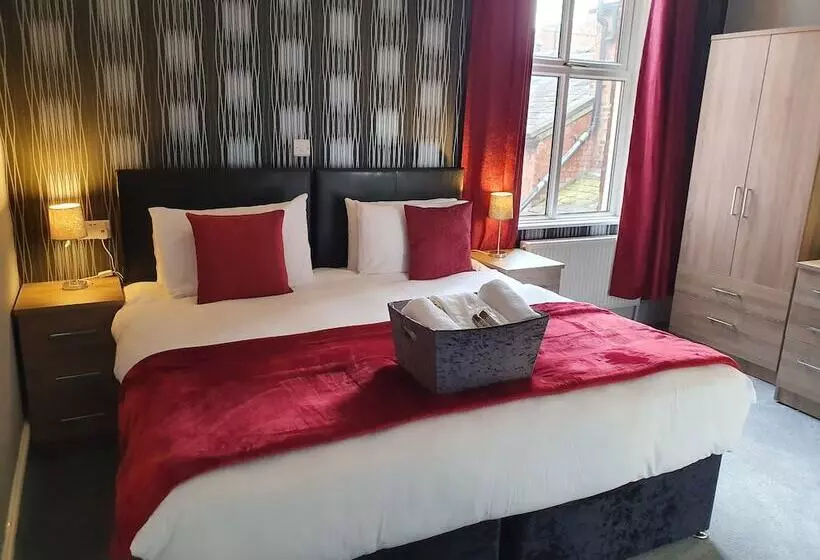 Aamiaismajoitus (B&B) The Braemar Southport