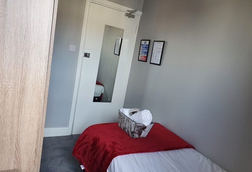 مبيت وإفطار The Braemar Southport