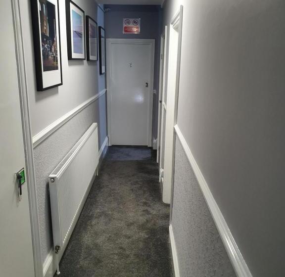 مبيت وإفطار The Braemar Southport