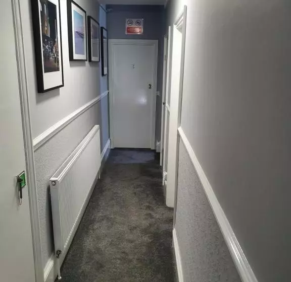 Aamiaismajoitus (B&B) The Braemar Southport