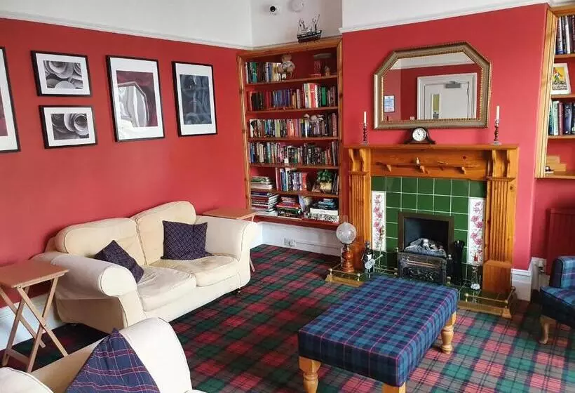 Aamiaismajoitus (B&B) The Braemar Southport