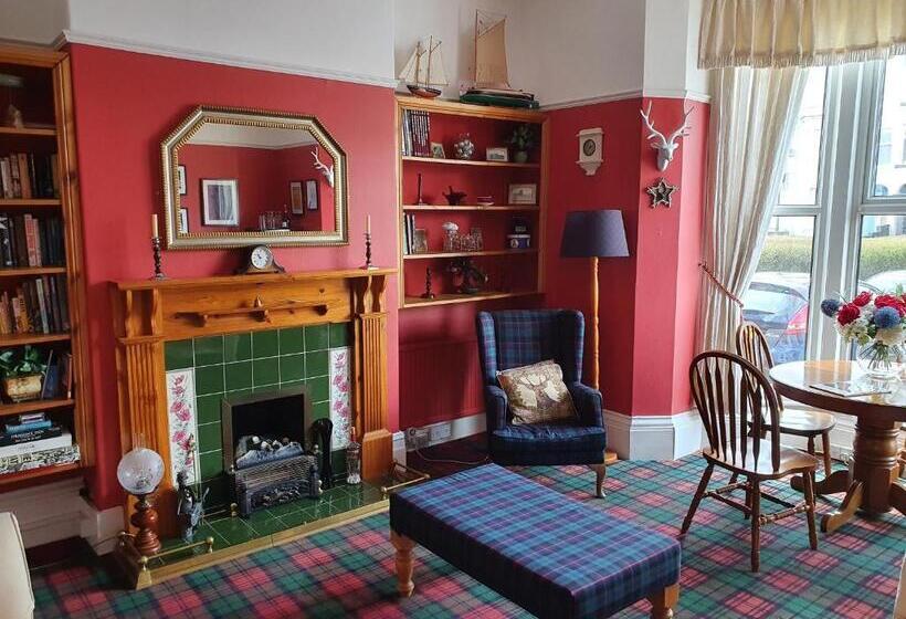 مبيت وإفطار The Braemar Southport