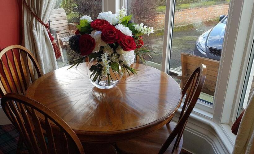 مبيت وإفطار The Braemar Southport