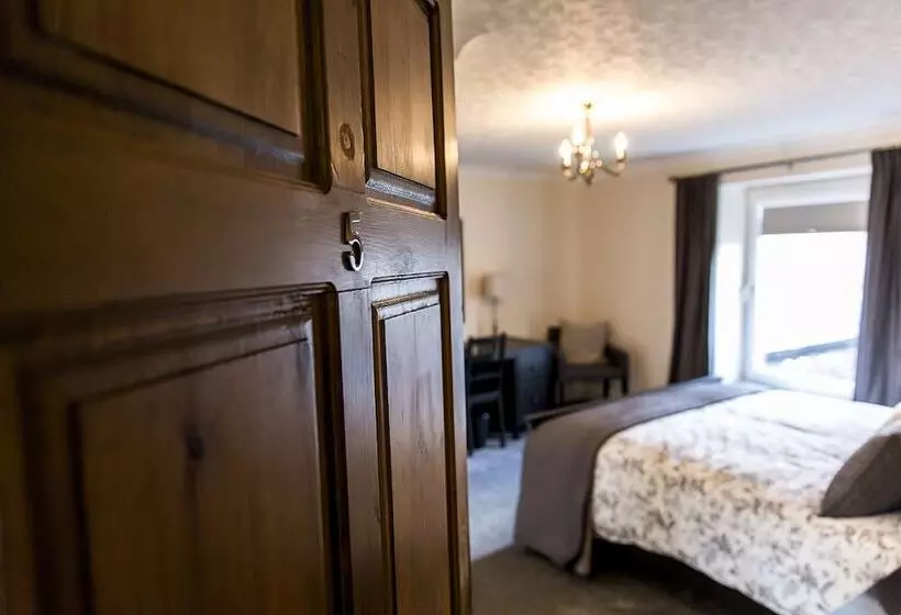 Majatalo Belford House Self Check In Rooms