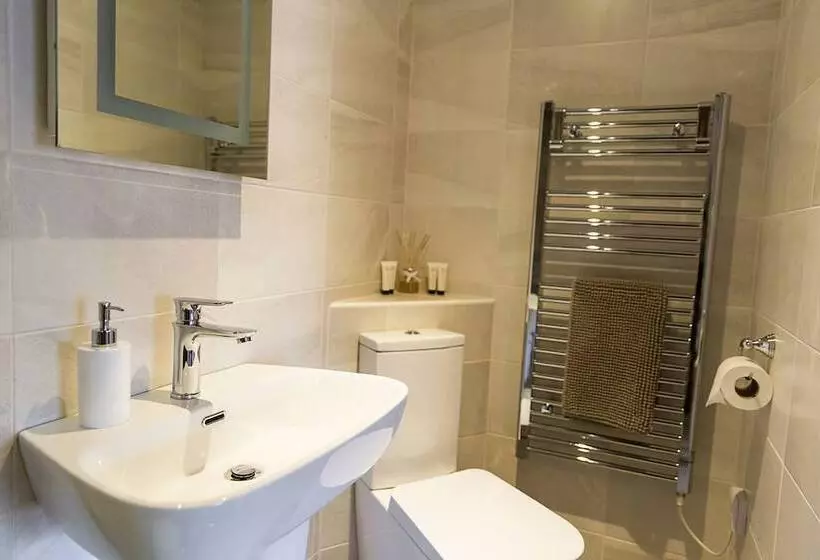 Majatalo Belford House Self Check In Rooms