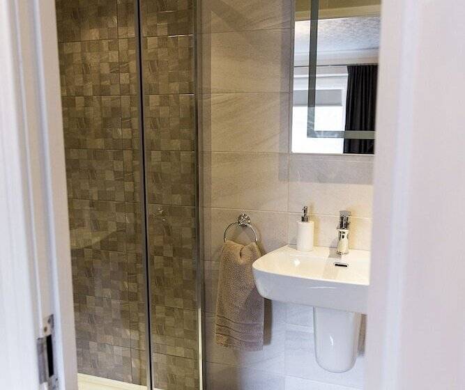 Пансион Belford House Self Check In Rooms