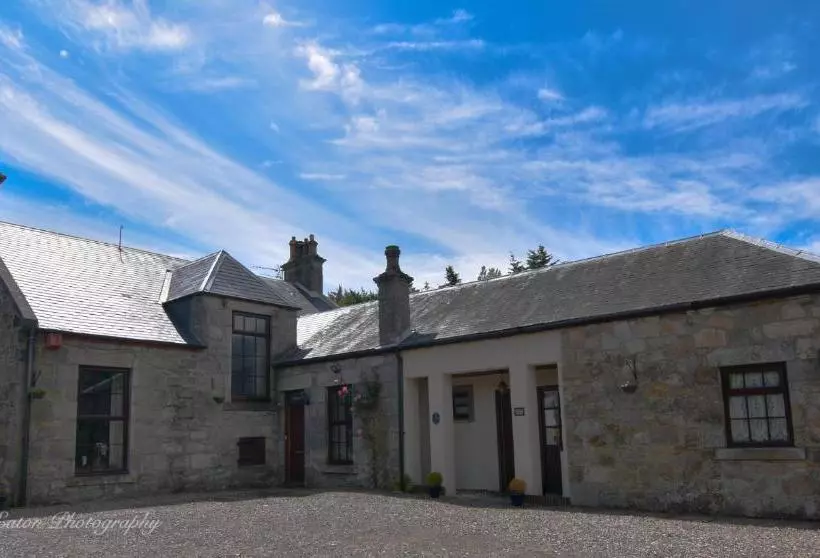 Majatalo Clarke Cottage Guest House