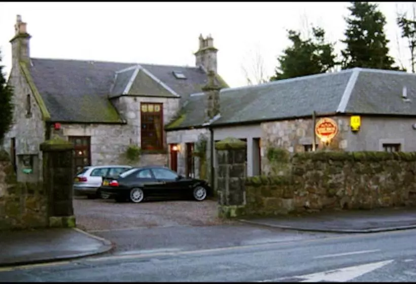 Majatalo Clarke Cottage Guest House