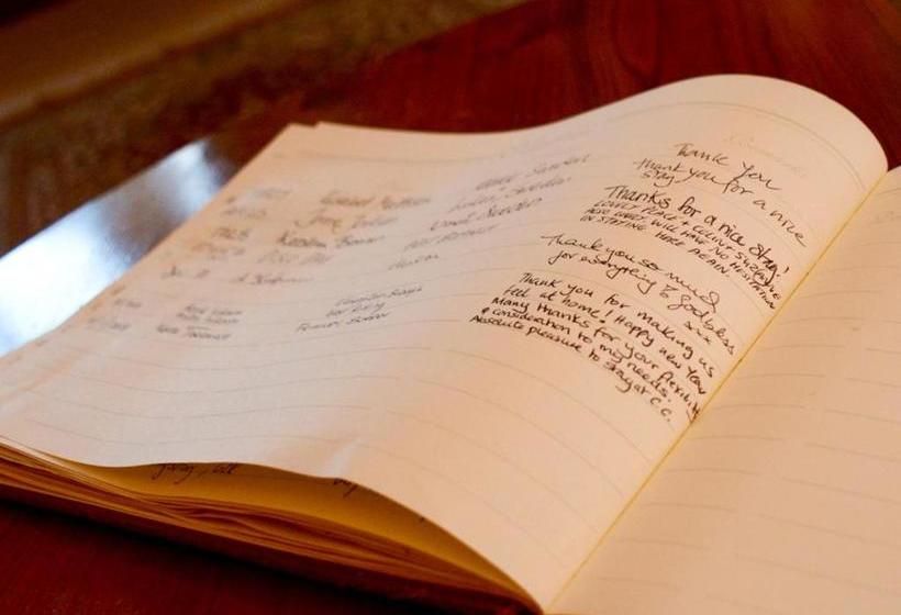 Pensão Clarke Cottage Guest House