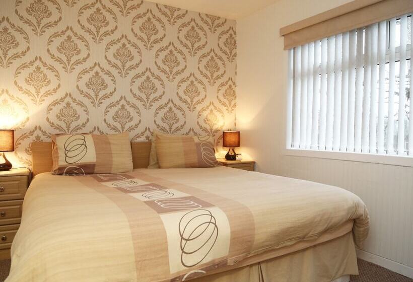 פנסיון Edenmore