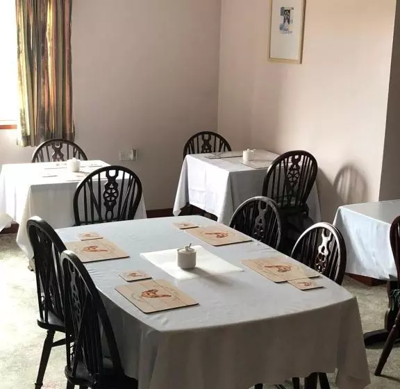 ペンション Invernettie Guesthouse