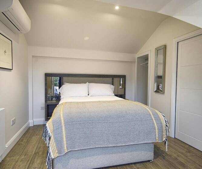 호스텔 José Pizarro The Swan Inn