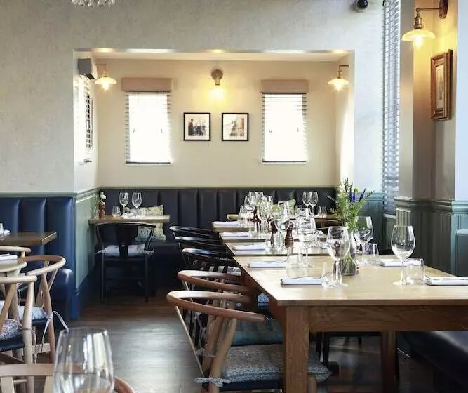 ユースホステル José Pizarro The Swan Inn