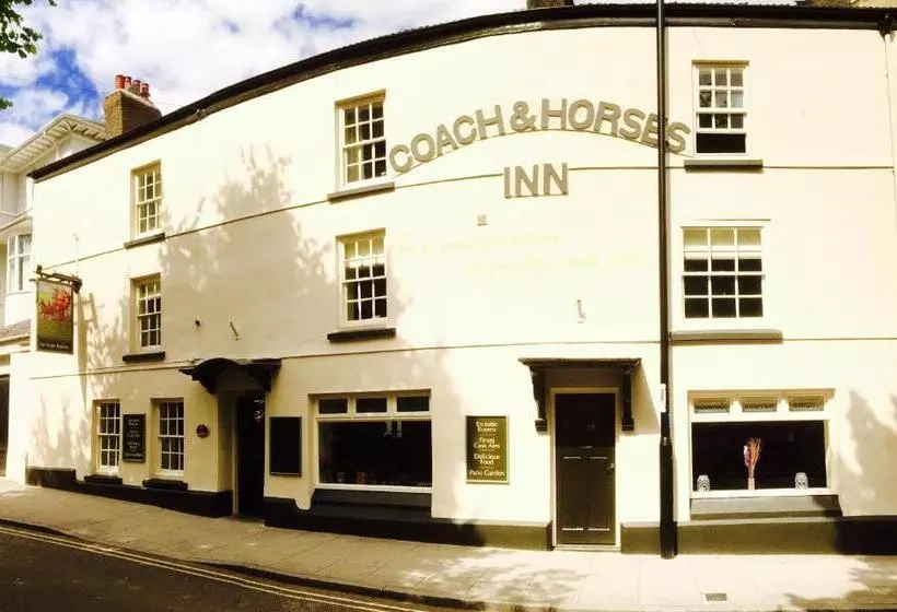 Retkeilymaja The Coach And Horses Inn