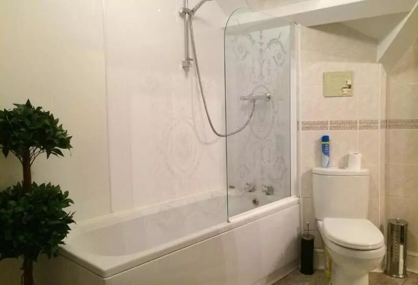 ペンション Melrose Guest House