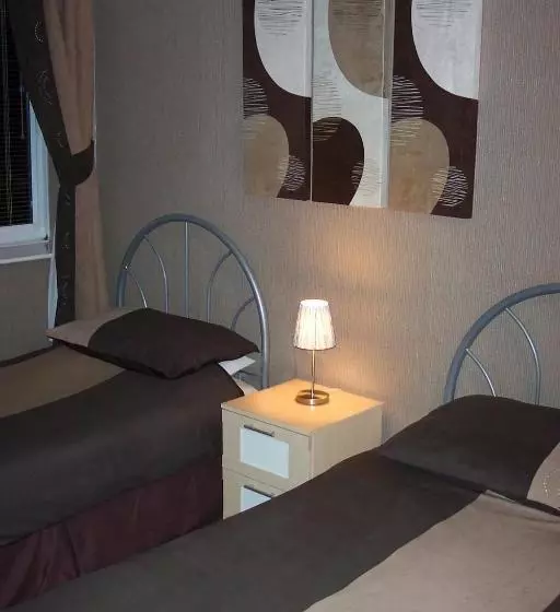 ペンション Melrose Guest House