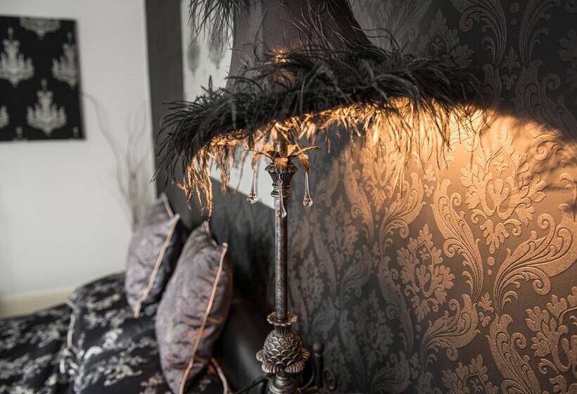 Pensionat The Waters Edge Guest House