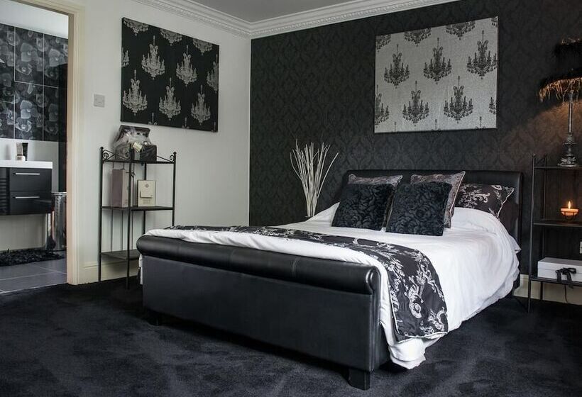 Pensionat The Waters Edge Guest House