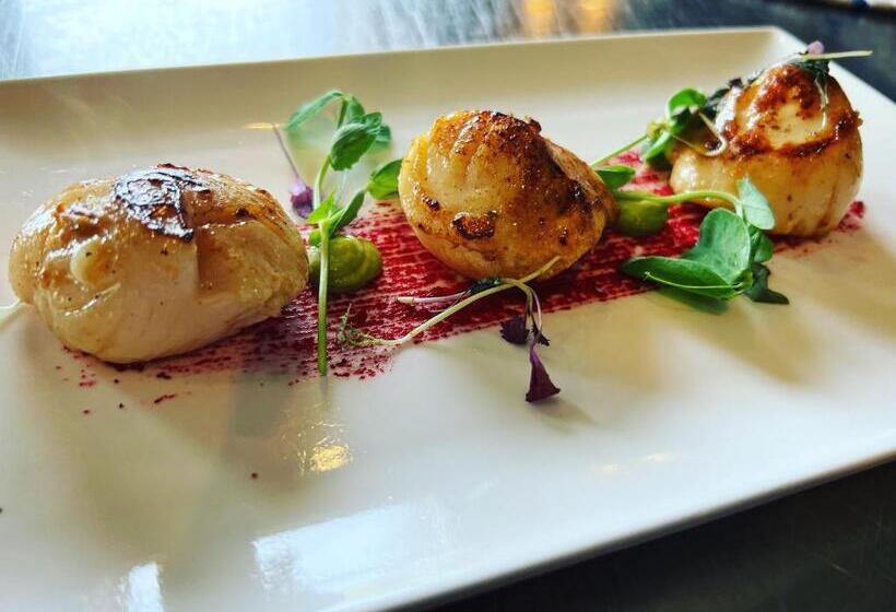 הוסטל Farr Bay Inn