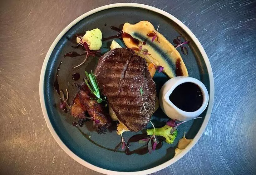 Retkeilymaja Farr Bay Inn