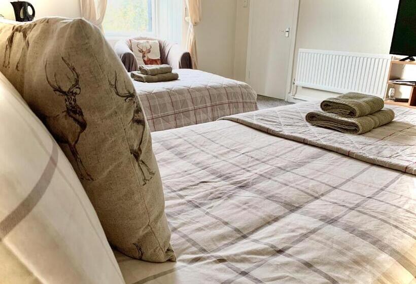 הוסטל Farr Bay Inn