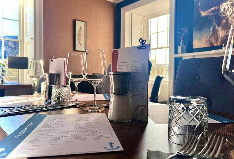 הוסטל Farr Bay Inn