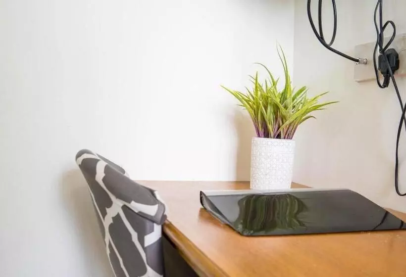 Retkeilymaja The Residence @ Jaipur