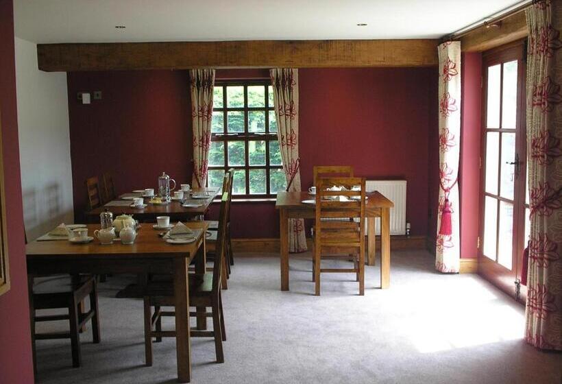 مبيت وإفطار Green Grove Country House