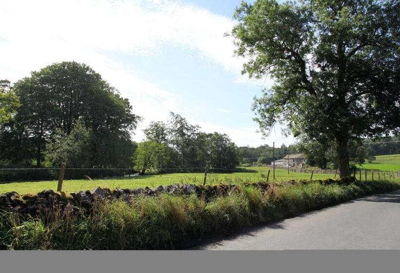 مبيت وإفطار Green Grove Country House