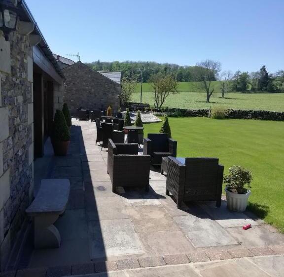 مبيت وإفطار Green Grove Country House