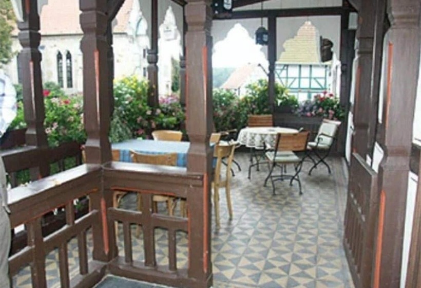 Отель Gasthaus Zur Linde