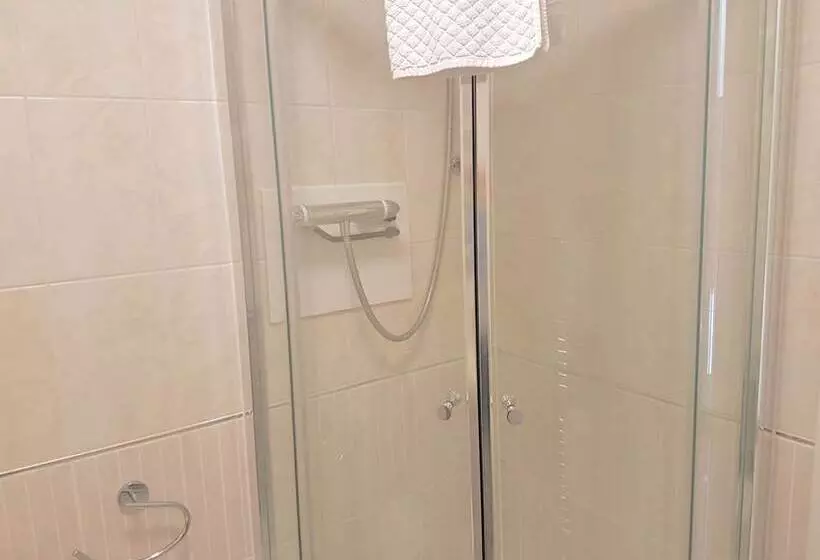 Majatalo Druid House