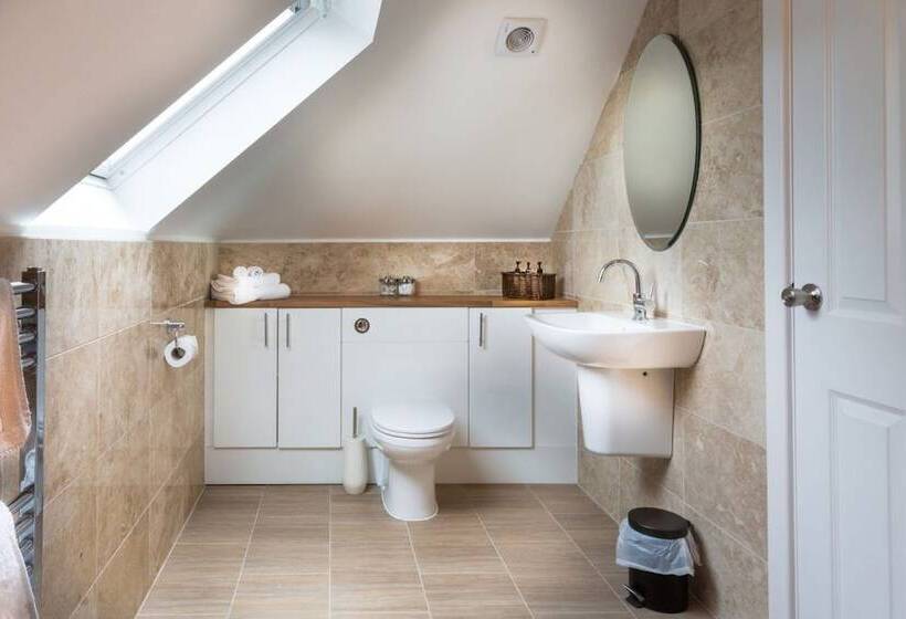 Пансион Druid House