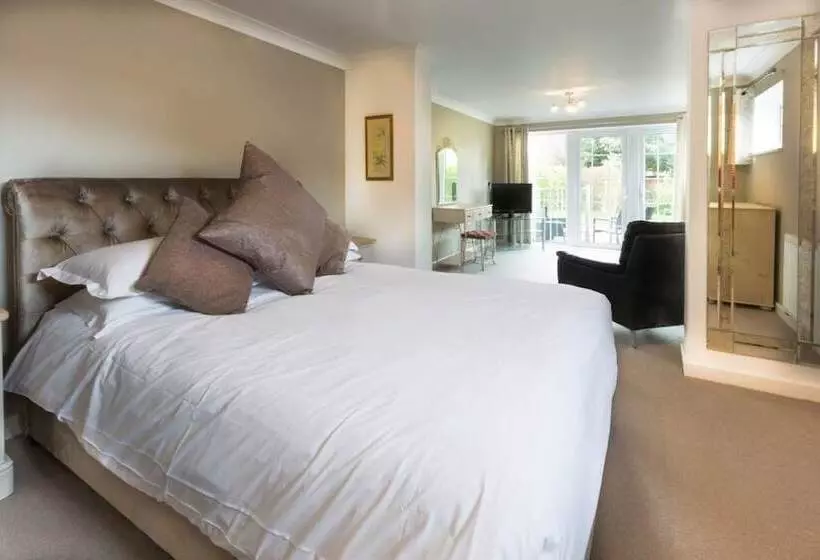 Majatalo Druid House