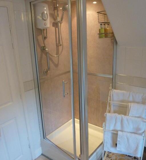 Пансион Newark Lodge Guest House