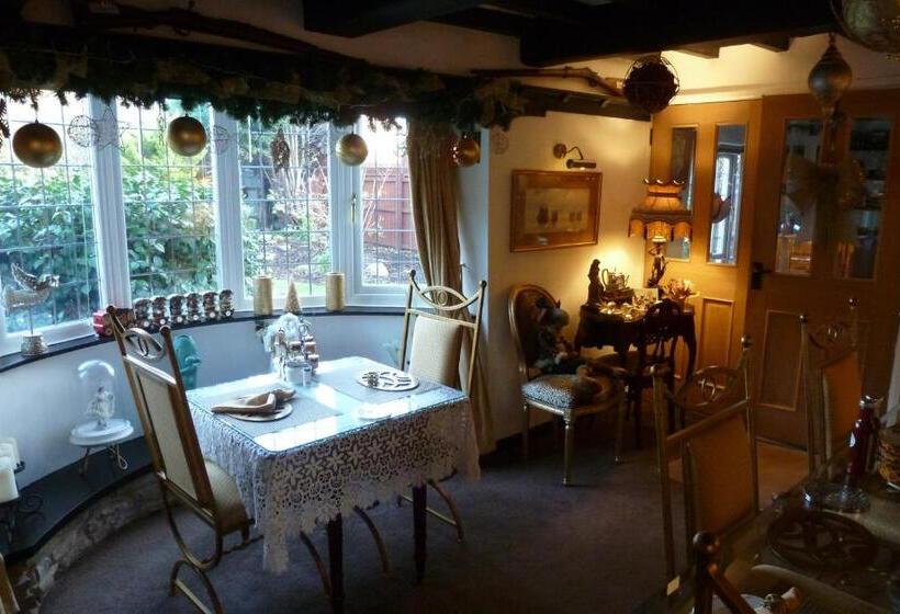 Пансион Newark Lodge Guest House