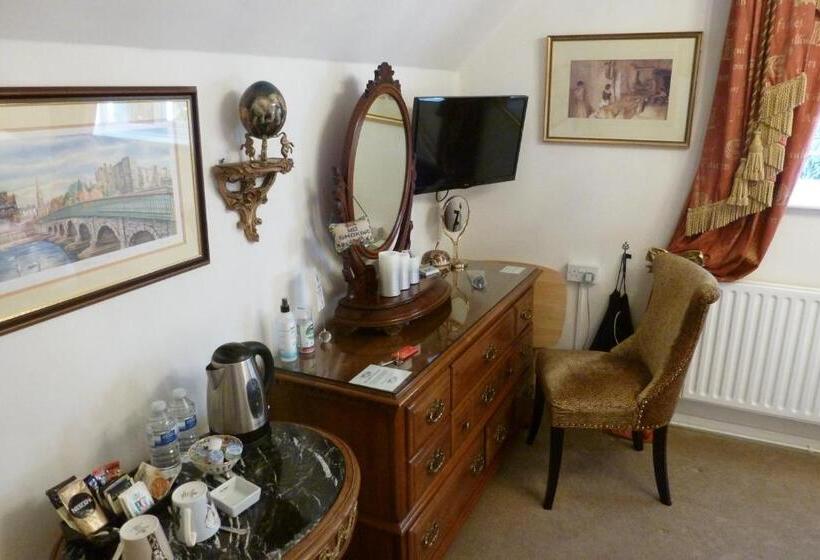 Пансион Newark Lodge Guest House